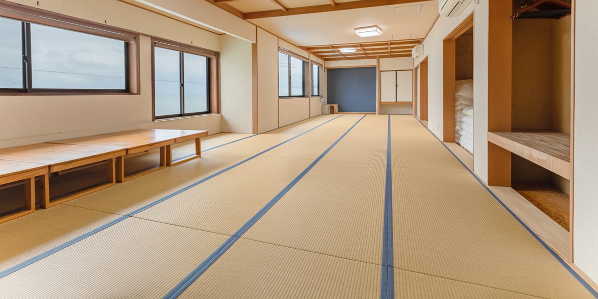 泊まる｜【公式】岡八 -OKAHACHI-｜福岡県宗像市神湊 遊んで泊まれる海