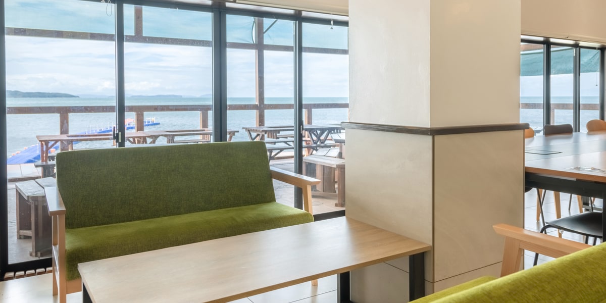 泊まる｜【公式】岡八 -OKAHACHI-｜福岡県宗像市神湊 遊んで泊まれる海