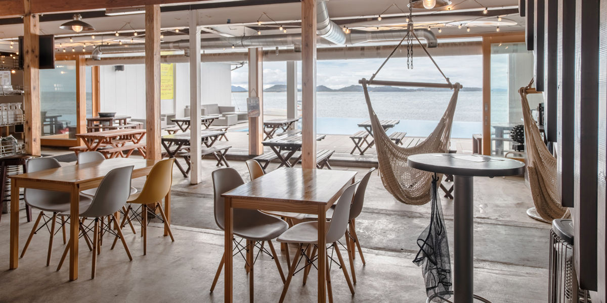 食べる｜【公式】岡八 -OKAHACHI-｜福岡県宗像市神湊 遊んで泊まれる海